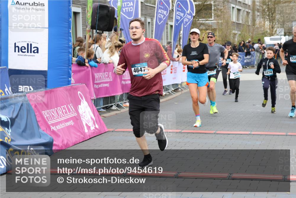 12.04.2026 - 45. Internationalen Wilhelmsburger Insellauf Strokosch-Dieckow http://msf.ph/oto/9454619 12.04.2026 13:04:41 Ziel 5257, 4647, 5565, 4600, 5474, 4653, 5420, 5599, 5620, 4951, 4115 meine-sportfotos.de