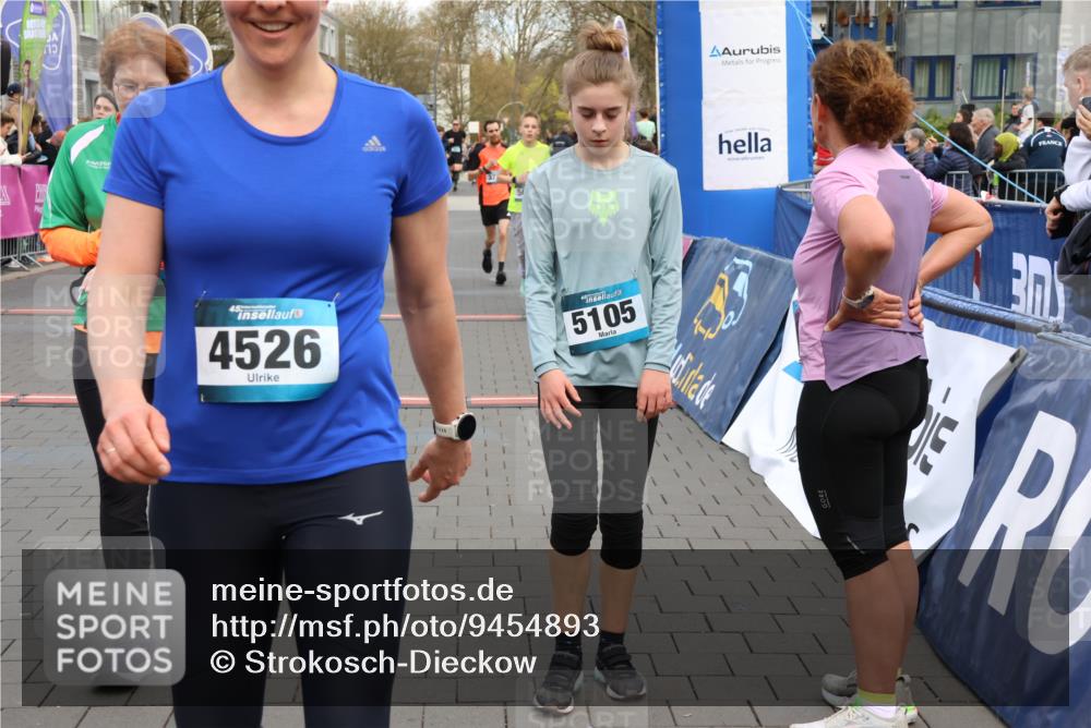 12.04.2026 - 45. Internationalen Wilhelmsburger Insellauf Strokosch-Dieckow http://msf.ph/oto/9454893 12.04.2026 13:04:08 Ziel 4217, 5433, 5430, 5105, 2580, 2412, 5448, 5150, 5668, 5198, 4372, 3737, 3736, 4373, 3883 meine-sportfotos.de
