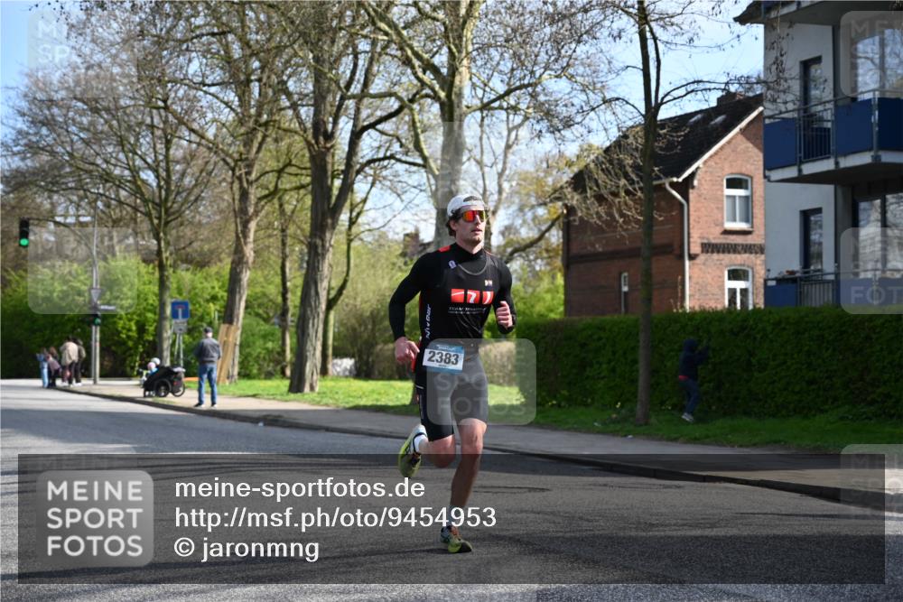 12.04.2026 - 45. Internationalen Wilhelmsburger Insellauf J. Mangold http://msf.ph/oto/9454953 12.04.2026 10:23:00 Ziel 4384, 4291, 2383, 3776, 5812, 4953, 5237, 4381, 4566 meine-sportfotos.de