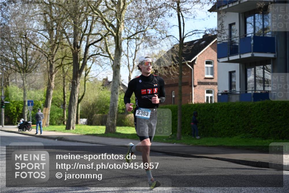 12.04.2026 - 45. Internationalen Wilhelmsburger Insellauf J. Mangold http://msf.ph/oto/9454957 12.04.2026 10:23:00 Ziel 4384, 4291, 2383, 3776, 5812, 4953, 5237, 4381, 4566 meine-sportfotos.de