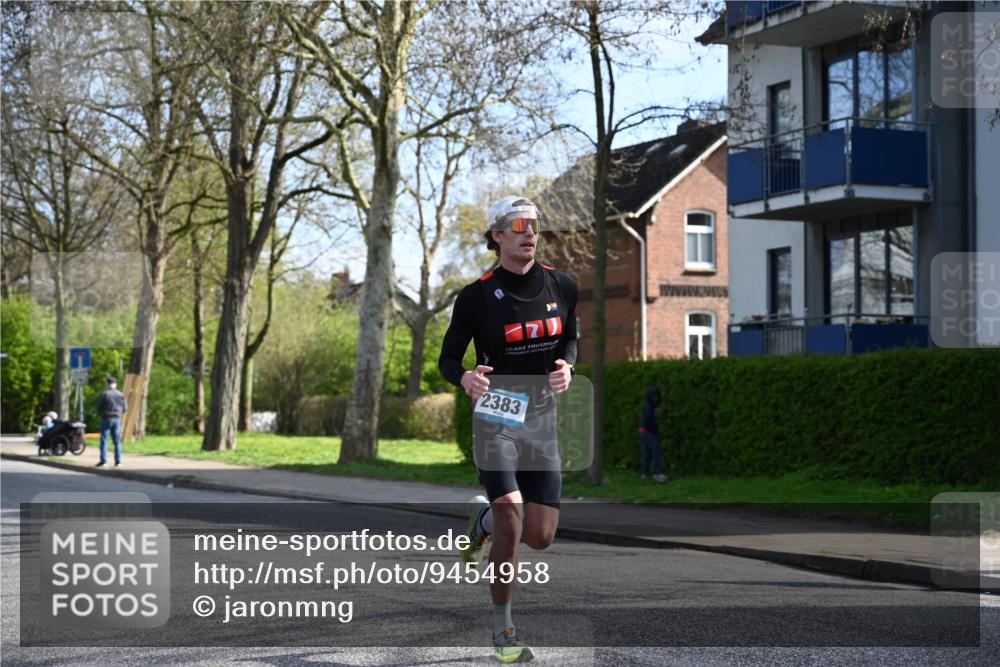 12.04.2026 - 45. Internationalen Wilhelmsburger Insellauf J. Mangold http://msf.ph/oto/9454958 12.04.2026 10:23:00 Ziel 4384, 4291, 2383, 3776, 5812, 4953, 5237, 4381, 4566 meine-sportfotos.de