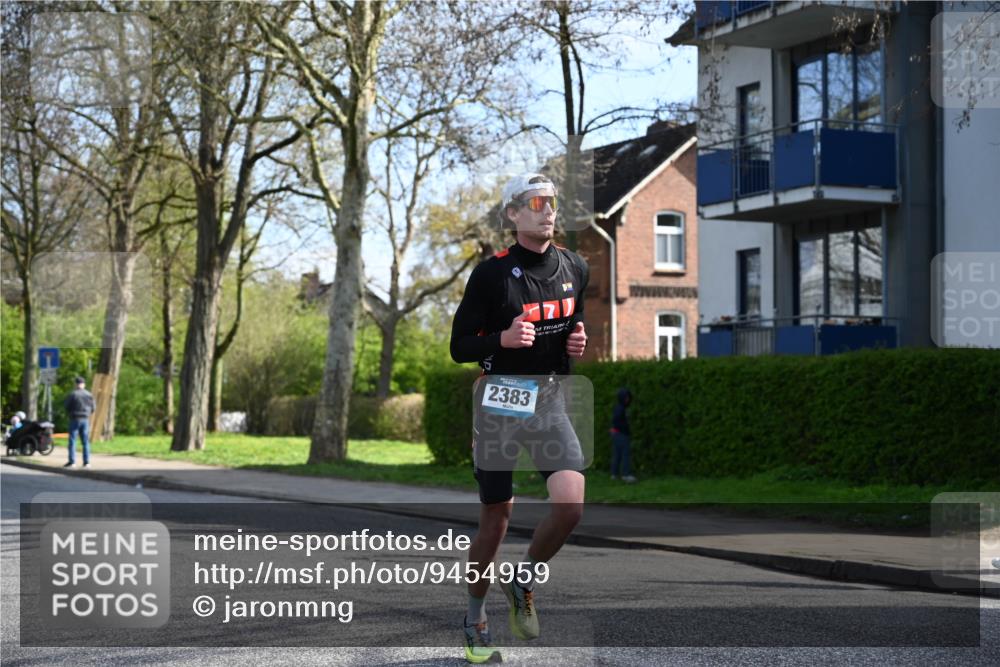 12.04.2026 - 45. Internationalen Wilhelmsburger Insellauf J. Mangold http://msf.ph/oto/9454959 12.04.2026 10:23:00 Ziel 4384, 4291, 2383, 3776, 5812, 4953, 5237, 4381, 4566 meine-sportfotos.de