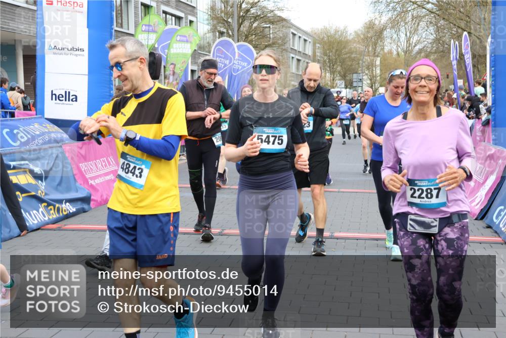 12.04.2026 - 45. Internationalen Wilhelmsburger Insellauf Strokosch-Dieckow http://msf.ph/oto/9455014 12.04.2026 13:04:04 Ziel 4842, 2287, 4843, 4526, 5475, 2007, 3523, 4217, 5433, 5430, 5105, 2580, 2412, 5448, 5150 meine-sportfotos.de