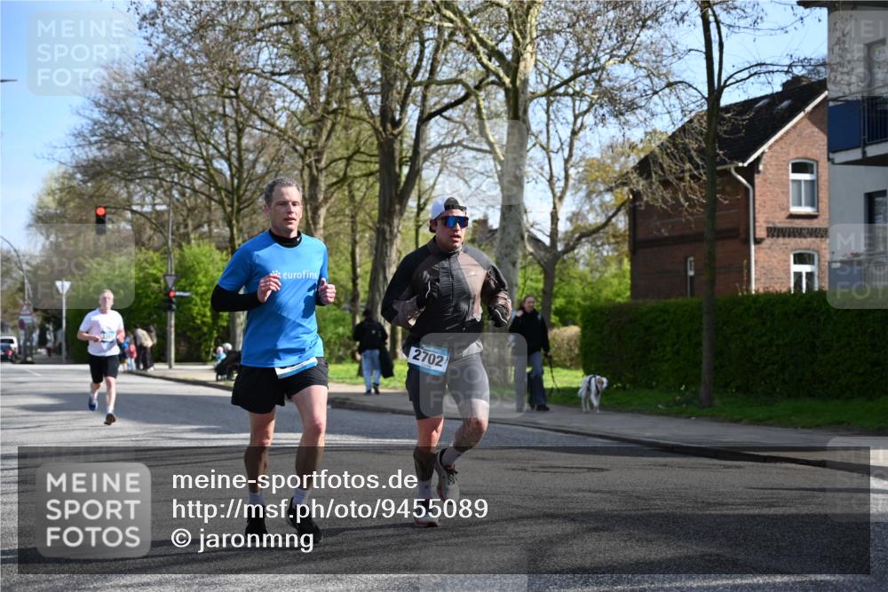 12.04.2026 - 45. Internationalen Wilhelmsburger Insellauf J. Mangold http://msf.ph/oto/9455089 12.04.2026 10:23:56 Ziel 3476, 2702, 3351, 3813, 3813, 4052, 2595 meine-sportfotos.de