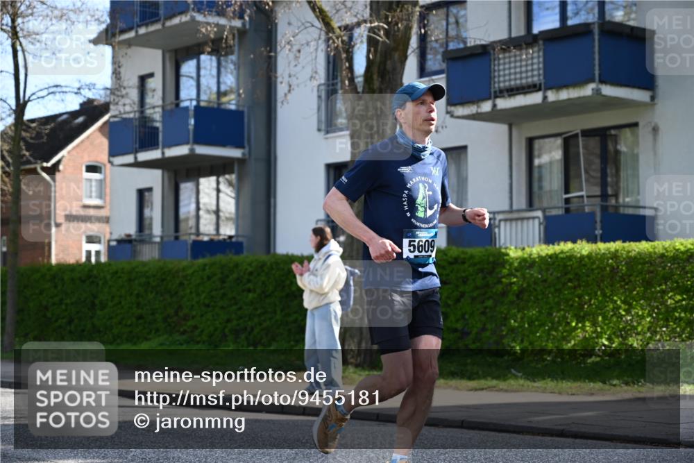 12.04.2026 - 45. Internationalen Wilhelmsburger Insellauf J. Mangold http://msf.ph/oto/9455181 12.04.2026 10:24:52 Ziel 5609, 4296, 3558, 4495, 5415, 5569, 3321, 5502, 3812 meine-sportfotos.de