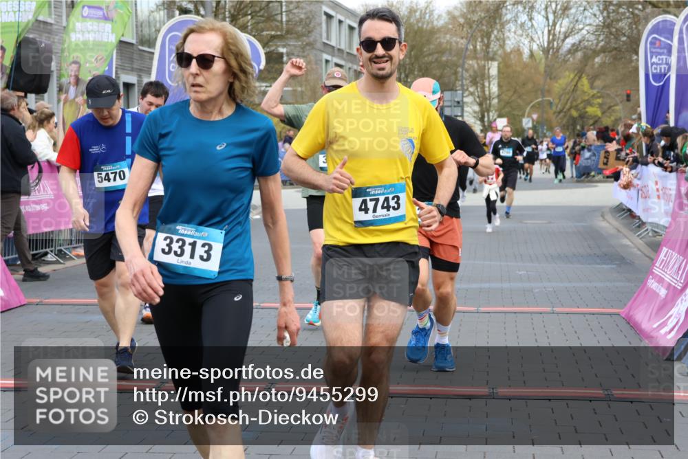 12.04.2026 - 45. Internationalen Wilhelmsburger Insellauf Strokosch-Dieckow http://msf.ph/oto/9455299 12.04.2026 13:03:49 Ziel 3313, 5470, 4743, 4323, 3962, 3652, 2642 meine-sportfotos.de