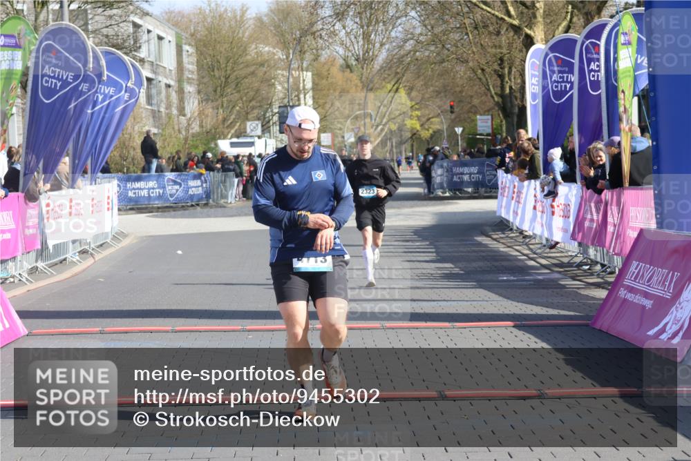12.04.2026 - 45. Internationalen Wilhelmsburger Insellauf Strokosch-Dieckow http://msf.ph/oto/9455302 12.04.2026 10:30:59 Ziel 4713, 2323 meine-sportfotos.de