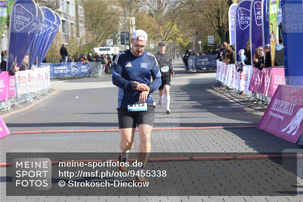 12.04.2026 - 45. Internationalen Wilhelmsburger Insellauf Strokosch-Dieckow http://msf.ph/oto/9455338 12.04.2026 10:31:00 Ziel 4713, 2323 meine-sportfotos.de