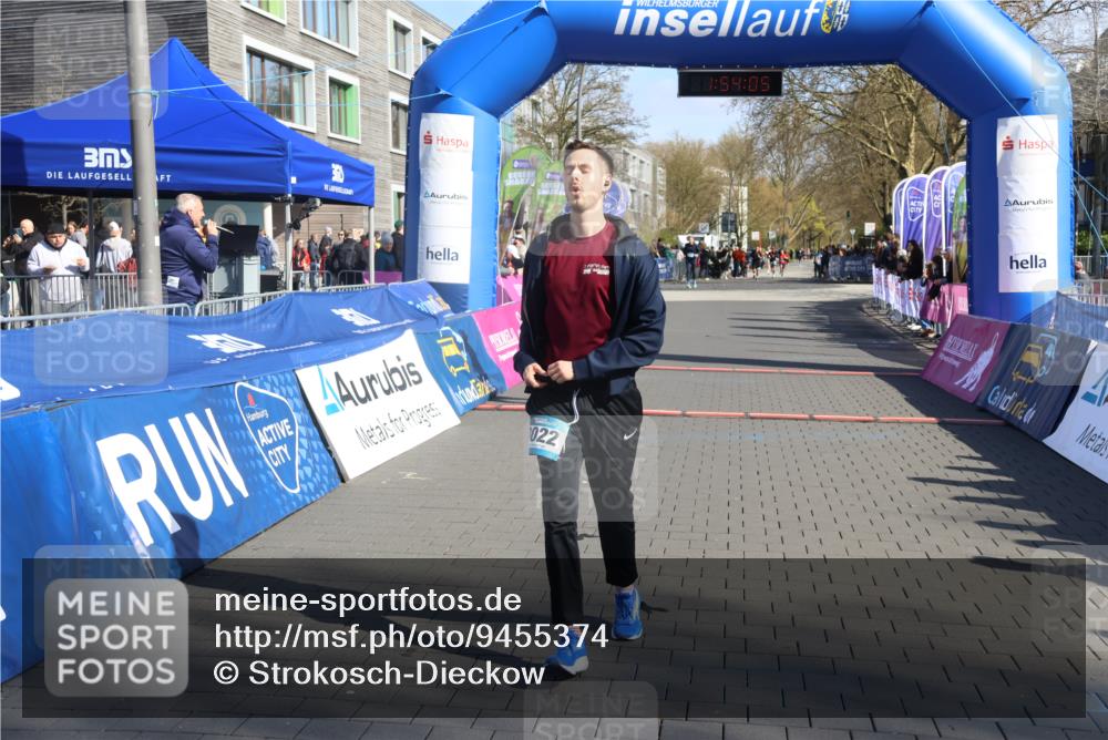 12.04.2026 - 45. Internationalen Wilhelmsburger Insellauf Strokosch-Dieckow http://msf.ph/oto/9455374 12.04.2026 10:44:03 Ziel 4428, 3022, 4349 meine-sportfotos.de