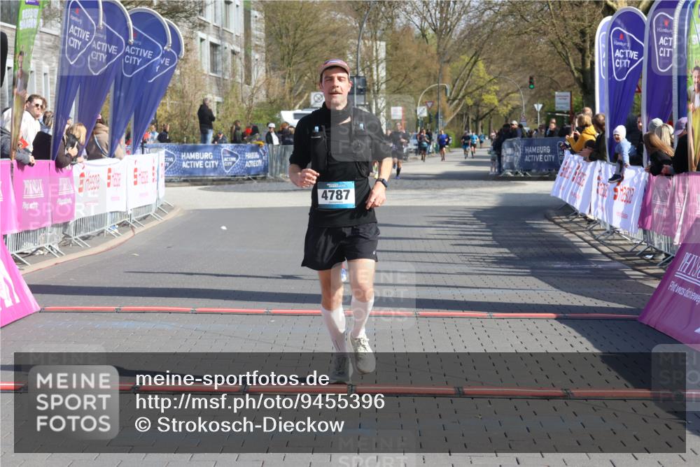 12.04.2026 - 45. Internationalen Wilhelmsburger Insellauf Strokosch-Dieckow http://msf.ph/oto/9455396 12.04.2026 10:31:11 Ziel 4787, 3095 meine-sportfotos.de