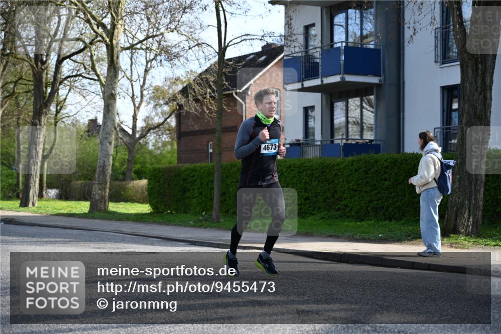 12.04.2026 - 45. Internationalen Wilhelmsburger Insellauf J. Mangold http://msf.ph/oto/9455473 12.04.2026 10:26:43 Ziel 4673, 5344, 4941, 5503, 5055, 5301, 2994, 5685, 4528, 3815, 5440, 5279, 2659, 5645 meine-sportfotos.de
