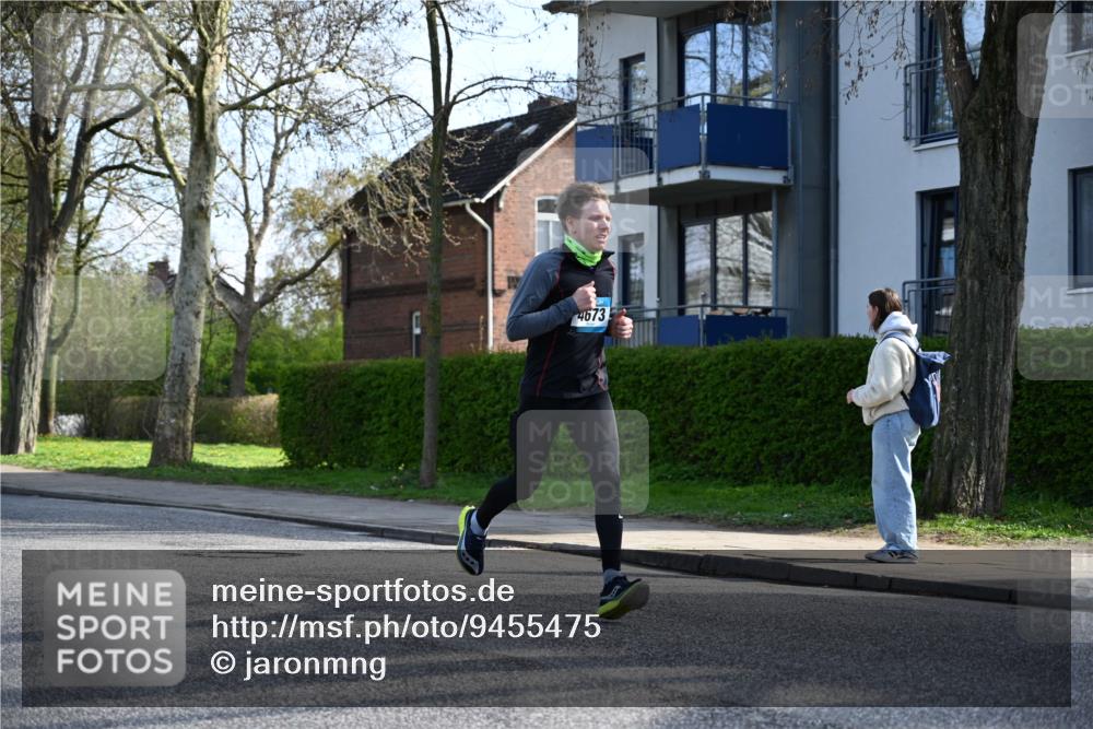 12.04.2026 - 45. Internationalen Wilhelmsburger Insellauf J. Mangold http://msf.ph/oto/9455475 12.04.2026 10:26:43 Ziel 4673, 5344, 4941, 5503, 5055, 5301, 2994, 5685, 4528, 3815, 5440, 5279, 2659, 5645 meine-sportfotos.de