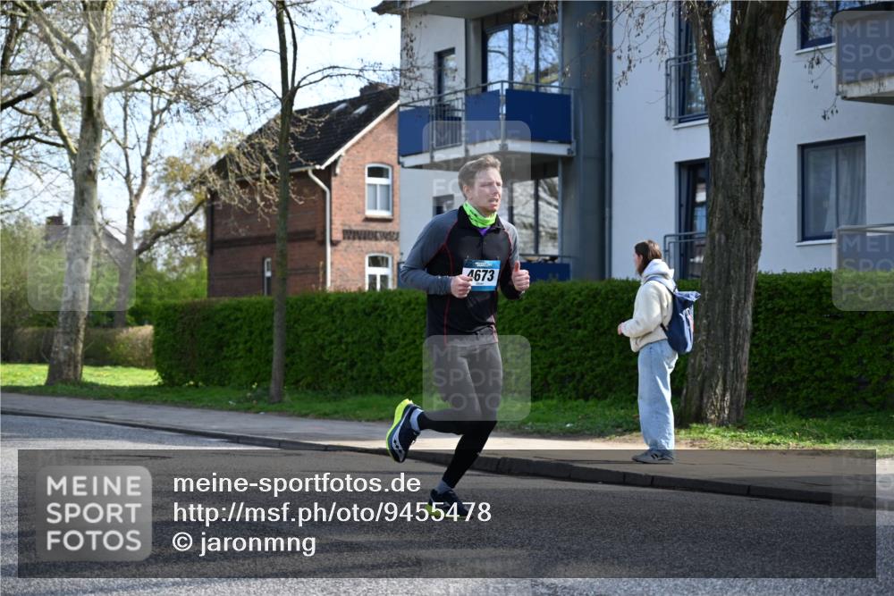 12.04.2026 - 45. Internationalen Wilhelmsburger Insellauf J. Mangold http://msf.ph/oto/9455478 12.04.2026 10:26:43 Ziel 4673, 5344, 4941, 5503, 5055, 5301, 2994, 5685, 4528, 3815, 5440, 5279, 2659, 5645 meine-sportfotos.de