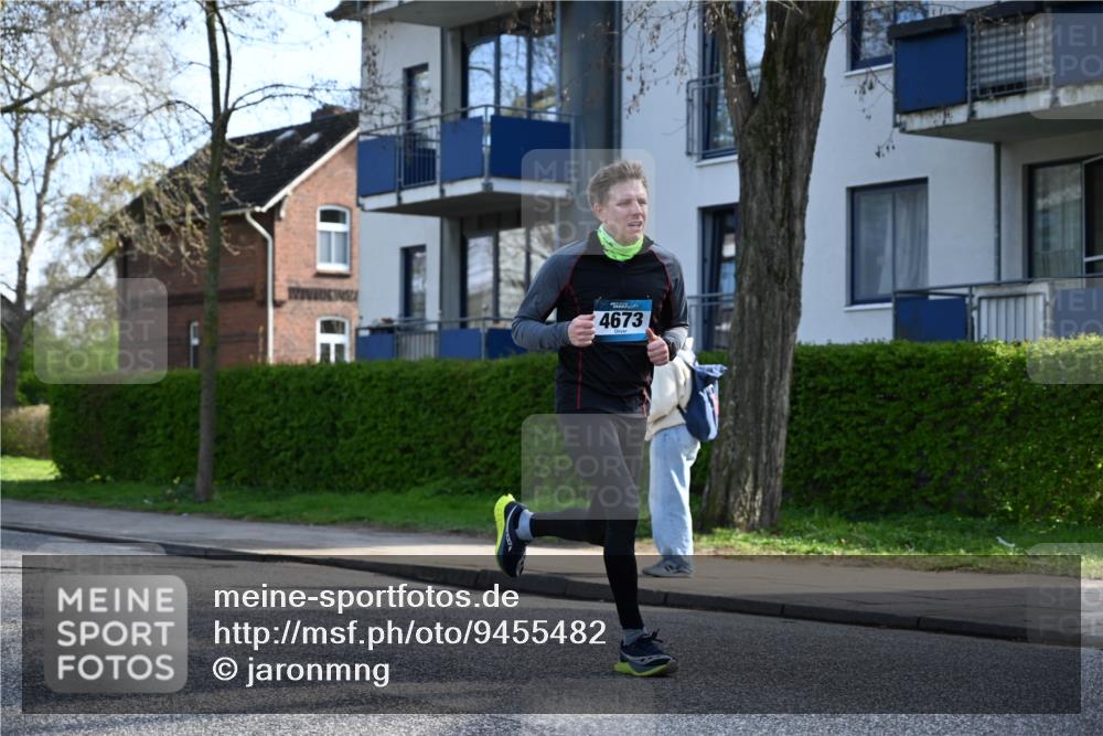 12.04.2026 - 45. Internationalen Wilhelmsburger Insellauf J. Mangold http://msf.ph/oto/9455482 12.04.2026 10:26:43 Ziel 4673, 5344, 4941, 5503, 5055, 5301, 2994, 5685, 4528, 3815, 5440, 5279, 2659, 5645 meine-sportfotos.de