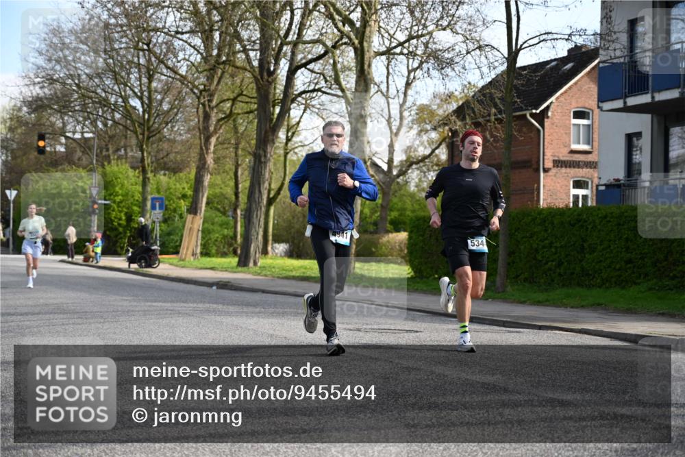 12.04.2026 - 45. Internationalen Wilhelmsburger Insellauf J. Mangold http://msf.ph/oto/9455494 12.04.2026 10:26:53 Ziel 5344, 4941, 5503, 5055, 5301, 2994, 5685, 4528, 3815, 5440, 5440, 5279, 2659, 5645 meine-sportfotos.de