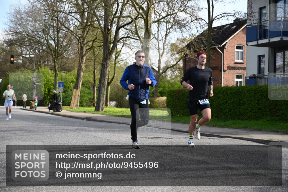12.04.2026 - 45. Internationalen Wilhelmsburger Insellauf J. Mangold http://msf.ph/oto/9455496 12.04.2026 10:26:53 Ziel 5344, 4941, 5503, 5055, 5301, 2994, 5685, 4528, 3815, 5440, 5440, 5279, 2659, 5645 meine-sportfotos.de
