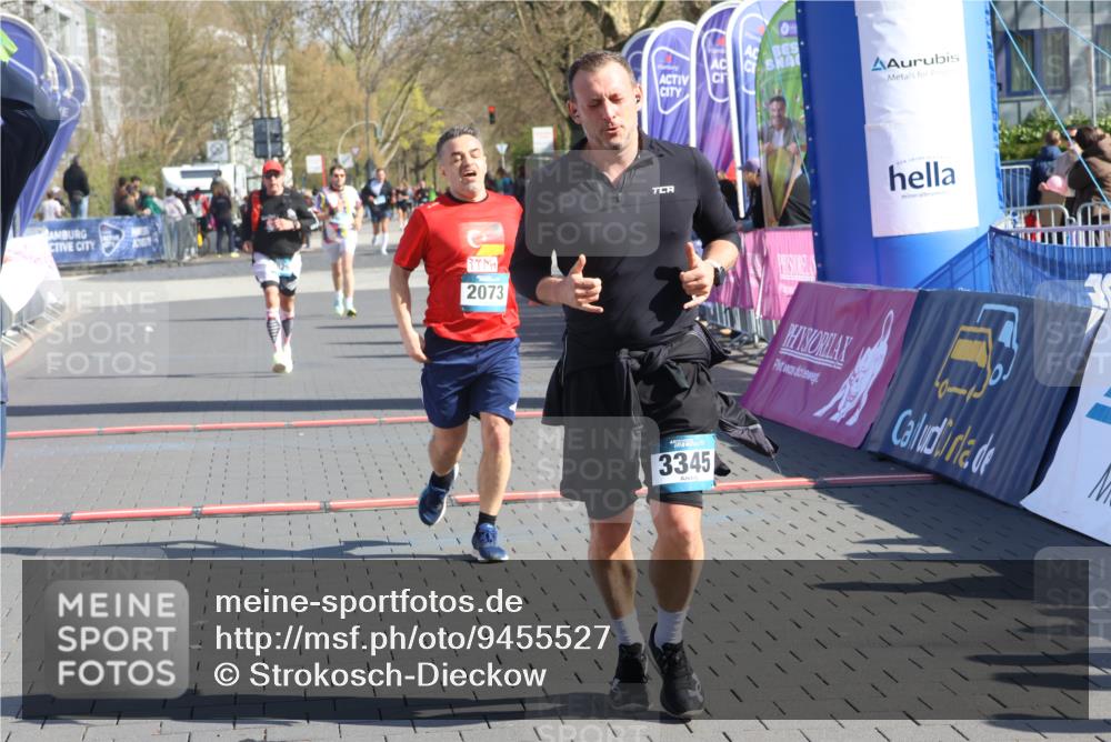12.04.2026 - 45. Internationalen Wilhelmsburger Insellauf Strokosch-Dieckow http://msf.ph/oto/9455527 12.04.2026 10:44:20 Ziel 3345, 2073, 4829 meine-sportfotos.de