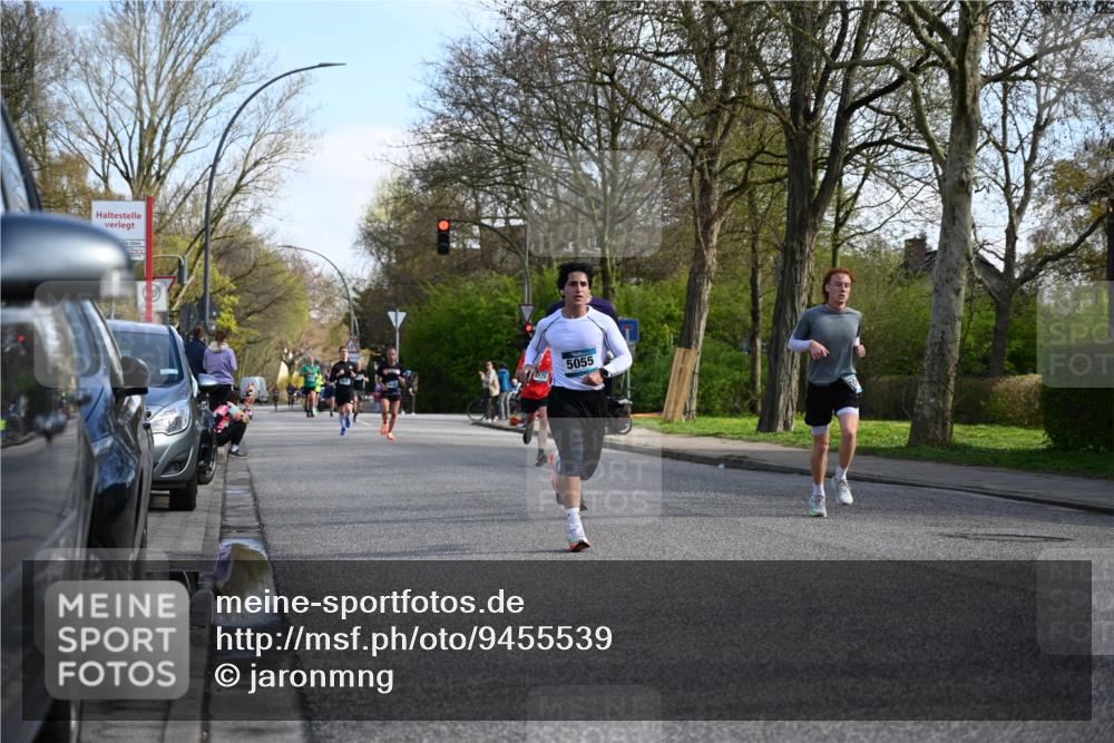 12.04.2026 - 45. Internationalen Wilhelmsburger Insellauf J. Mangold http://msf.ph/oto/9455539 12.04.2026 10:27:08 Ziel 5503, 5055, 5301, 2994, 5685, 4528, 3815, 5440, 5279, 2659, 5645, 5585, 2181, 4580, 2213 meine-sportfotos.de