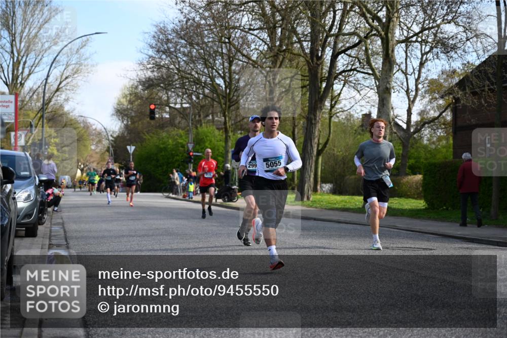 12.04.2026 - 45. Internationalen Wilhelmsburger Insellauf J. Mangold http://msf.ph/oto/9455550 12.04.2026 10:27:08 Ziel 5503, 5055, 5301, 2994, 5685, 4528, 3815, 5440, 5279, 2659, 5645, 5585, 2181, 4580, 2213 meine-sportfotos.de