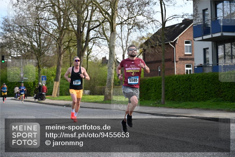 12.04.2026 - 45. Internationalen Wilhelmsburger Insellauf J. Mangold http://msf.ph/oto/9455653 12.04.2026 10:27:36 Ziel 5585, 2181, 4580, 2213, 4651, 3562, 2265, 5473, 4163, 4214, 2022, 4068, 4294 meine-sportfotos.de