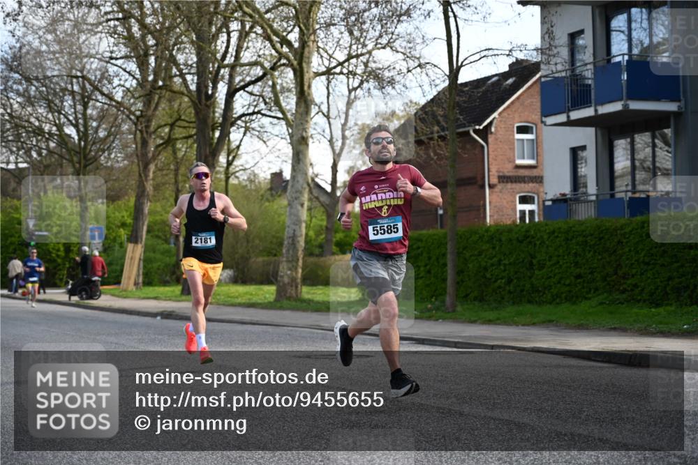 12.04.2026 - 45. Internationalen Wilhelmsburger Insellauf J. Mangold http://msf.ph/oto/9455655 12.04.2026 10:27:36 Ziel 5585, 2181, 4580, 2213, 4651, 3562, 2265, 5473, 4163, 4214, 2022, 4068, 4294 meine-sportfotos.de