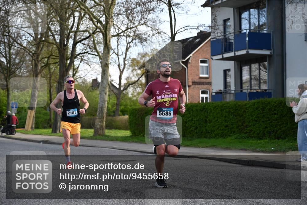 12.04.2026 - 45. Internationalen Wilhelmsburger Insellauf J. Mangold http://msf.ph/oto/9455658 12.04.2026 10:27:36 Ziel 5585, 2181, 4580, 2213, 4651, 3562, 2265, 5473, 4163, 4214, 2022, 4068, 4294 meine-sportfotos.de