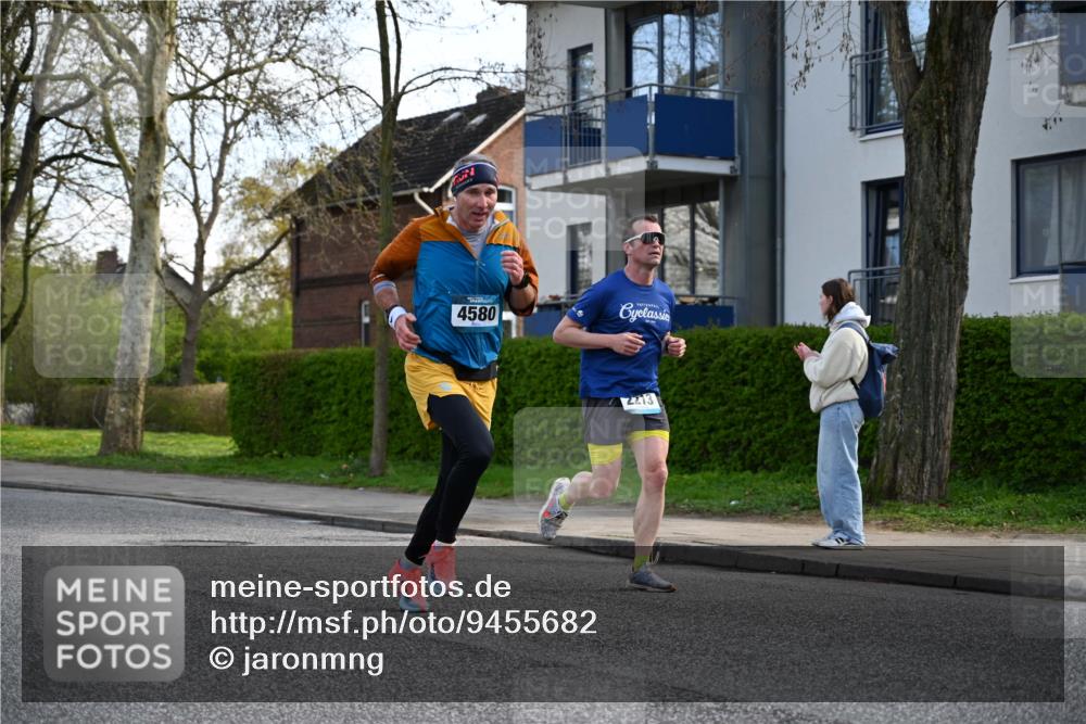 12.04.2026 - 45. Internationalen Wilhelmsburger Insellauf J. Mangold http://msf.ph/oto/9455682 12.04.2026 10:27:45 Ziel 4580, 2213, 4651, 4651, 3562, 2265, 5473, 4163, 4214, 2022, 2022, 4068, 4294, 2851, 5452, 4995, 5833 meine-sportfotos.de
