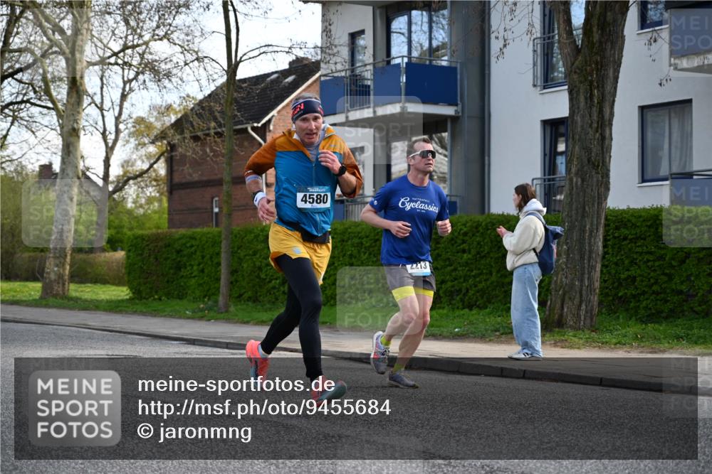 12.04.2026 - 45. Internationalen Wilhelmsburger Insellauf J. Mangold http://msf.ph/oto/9455684 12.04.2026 10:27:45 Ziel 4580, 2213, 4651, 4651, 3562, 2265, 5473, 4163, 4214, 2022, 2022, 4068, 4294, 2851, 5452, 4995, 5833 meine-sportfotos.de