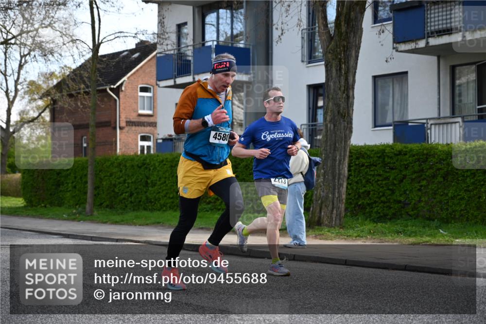 12.04.2026 - 45. Internationalen Wilhelmsburger Insellauf J. Mangold http://msf.ph/oto/9455688 12.04.2026 10:27:45 Ziel 4580, 2213, 4651, 4651, 3562, 2265, 5473, 4163, 4214, 2022, 2022, 4068, 4294, 2851, 5452, 4995, 5833 meine-sportfotos.de