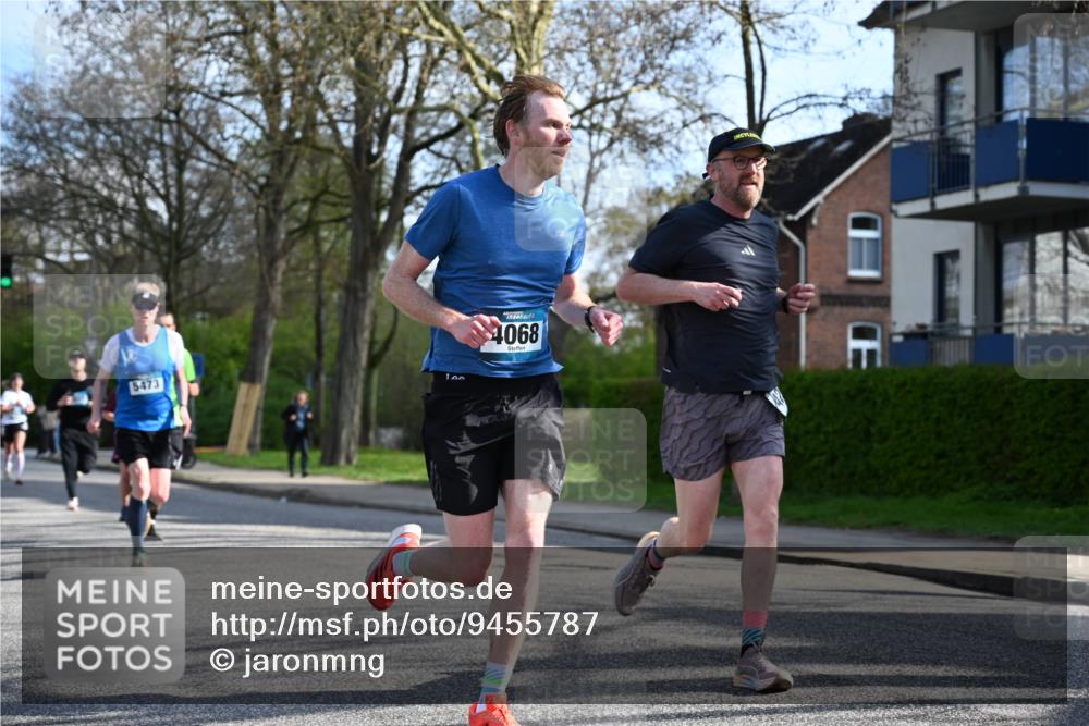 12.04.2026 - 45. Internationalen Wilhelmsburger Insellauf J. Mangold http://msf.ph/oto/9455787 12.04.2026 10:28:12 Ziel 2265, 5473, 4163, 4214, 2022, 4068, 4294, 2851, 5452, 4995, 5833, 3904, 4994, 4831, 3141, 4883, 2979, 3585, 4154, 3473, 4075, 4144 meine-sportfotos.de