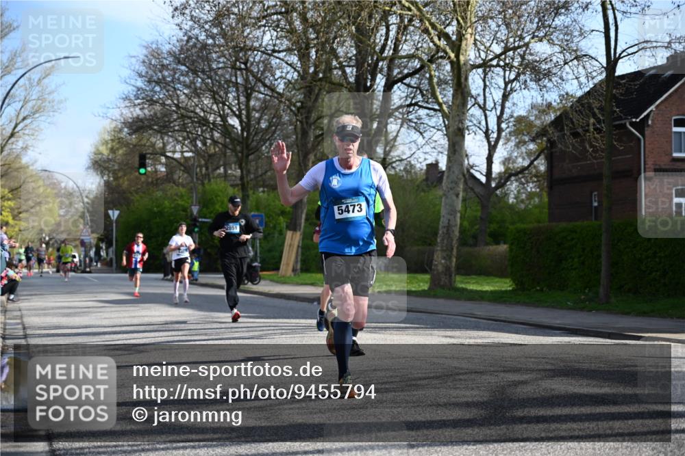 12.04.2026 - 45. Internationalen Wilhelmsburger Insellauf J. Mangold http://msf.ph/oto/9455794 12.04.2026 10:28:13 Ziel 2265, 5473, 4163, 4214, 2022, 4068, 4294, 2851, 5452, 4995, 5833, 3904, 4994, 3904, 4994, 4831, 3141, 4883, 2979, 3585, 4154, 3473, 4075, 4144 meine-sportfotos.de
