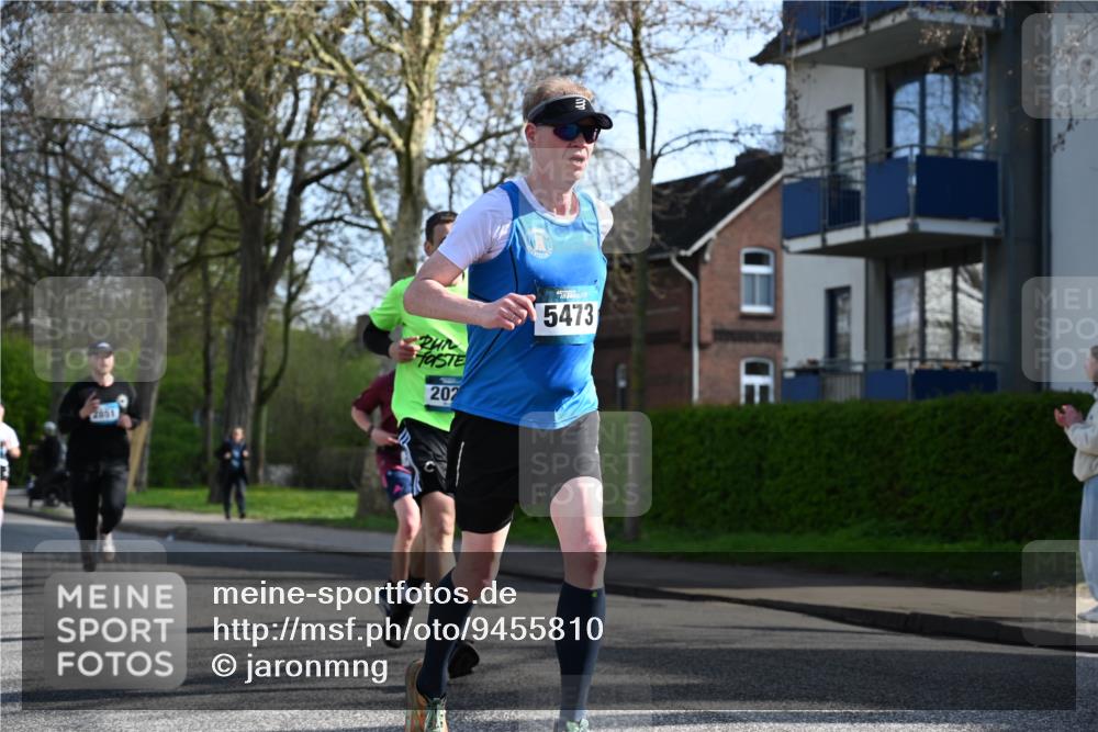 12.04.2026 - 45. Internationalen Wilhelmsburger Insellauf J. Mangold http://msf.ph/oto/9455810 12.04.2026 10:28:14 Ziel 2265, 5473, 4163, 4214, 2022, 4068, 4294, 2851, 5452, 4995, 5833, 3904, 4994, 4831, 3141, 4883, 2979, 3585, 4154, 4154, 3473, 4075, 4144 meine-sportfotos.de