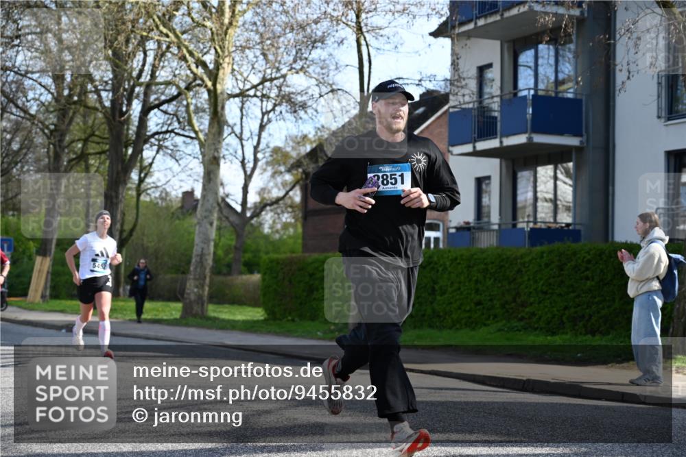 12.04.2026 - 45. Internationalen Wilhelmsburger Insellauf J. Mangold http://msf.ph/oto/9455832 12.04.2026 10:28:16 Ziel 2265, 5473, 4163, 4214, 2022, 4068, 4294, 2851, 5452, 4995, 5833, 3904, 4994, 4831, 4831, 3141, 4883, 2979, 3585, 4154, 3473, 4075, 4144, 5316 meine-sportfotos.de