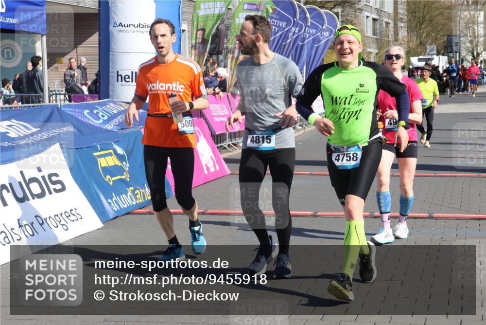 12.04.2026 - 45. Internationalen Wilhelmsburger Insellauf Strokosch-Dieckow http://msf.ph/oto/9455918 12.04.2026 10:45:00 Ziel 4815, 4758, 5009, 4906, 5805 meine-sportfotos.de