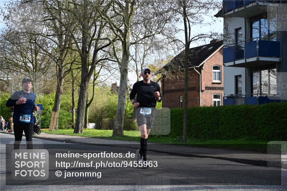 12.04.2026 - 45. Internationalen Wilhelmsburger Insellauf J. Mangold http://msf.ph/oto/9455963 12.04.2026 10:28:34 Ziel 3904, 4994, 4831, 3141, 4883, 2979, 3585, 4154, 3473, 4075, 4144, 4144, 5316, 3514, 2793, 3777, 4979, 4087, 3735 meine-sportfotos.de