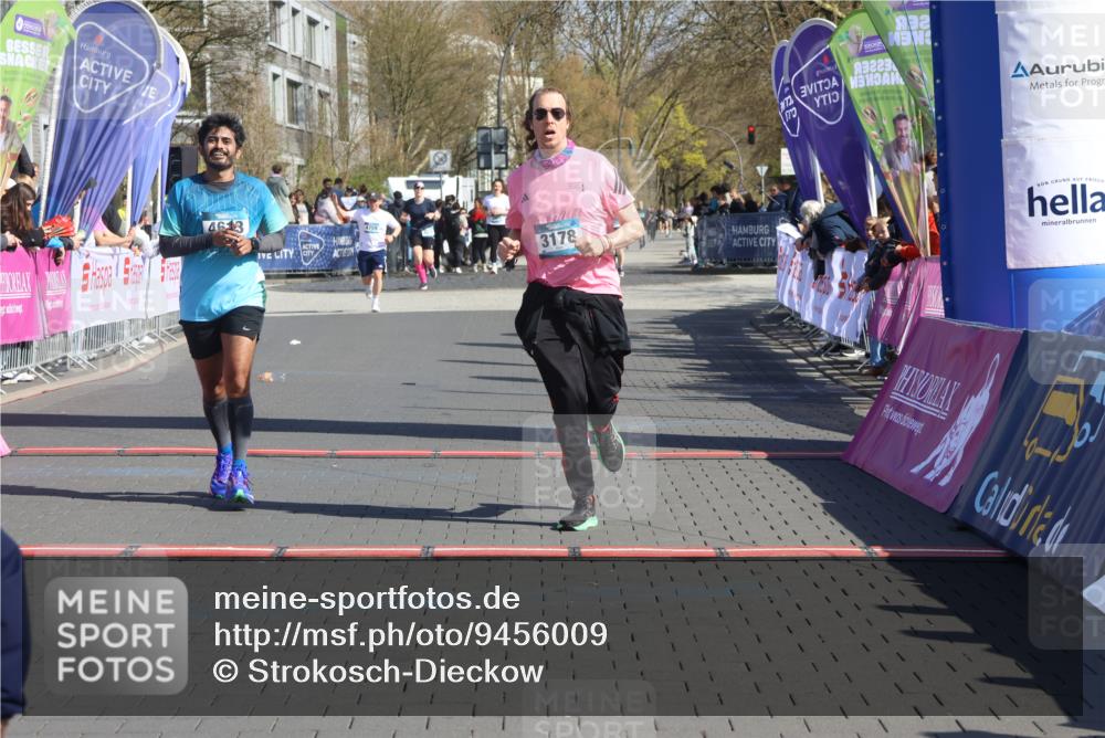 12.04.2026 - 45. Internationalen Wilhelmsburger Insellauf Strokosch-Dieckow http://msf.ph/oto/9456009 12.04.2026 11:02:30 Ziel 5605, 4613, 3178 meine-sportfotos.de