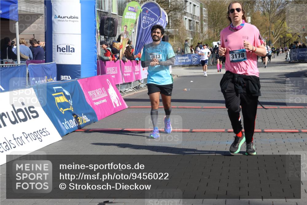 12.04.2026 - 45. Internationalen Wilhelmsburger Insellauf Strokosch-Dieckow http://msf.ph/oto/9456022 12.04.2026 11:02:32 Ziel 5605, 4613, 3178 meine-sportfotos.de