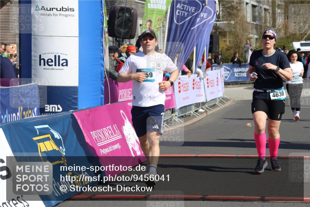 12.04.2026 - 45. Internationalen Wilhelmsburger Insellauf Strokosch-Dieckow http://msf.ph/oto/9456041 12.04.2026 11:02:40 Ziel 4759, 4630, 4069 meine-sportfotos.de