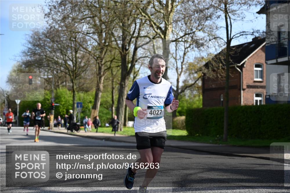 12.04.2026 - 45. Internationalen Wilhelmsburger Insellauf J. Mangold http://msf.ph/oto/9456263 12.04.2026 10:29:27 Ziel 3778, 4975, 4027, 5804, 3355, 4142, 2627, 3542, 4511, 5459, 4670, 4904 meine-sportfotos.de