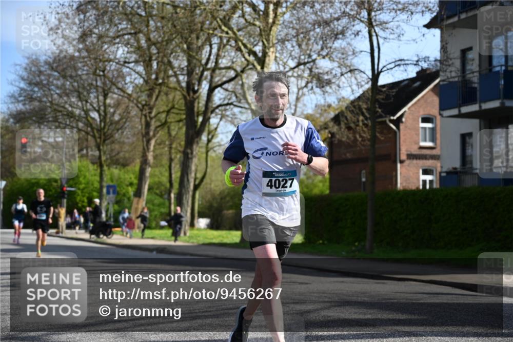 12.04.2026 - 45. Internationalen Wilhelmsburger Insellauf J. Mangold http://msf.ph/oto/9456267 12.04.2026 10:29:27 Ziel 3778, 4975, 4027, 5804, 3355, 4142, 2627, 3542, 4511, 5459, 4670, 4904 meine-sportfotos.de