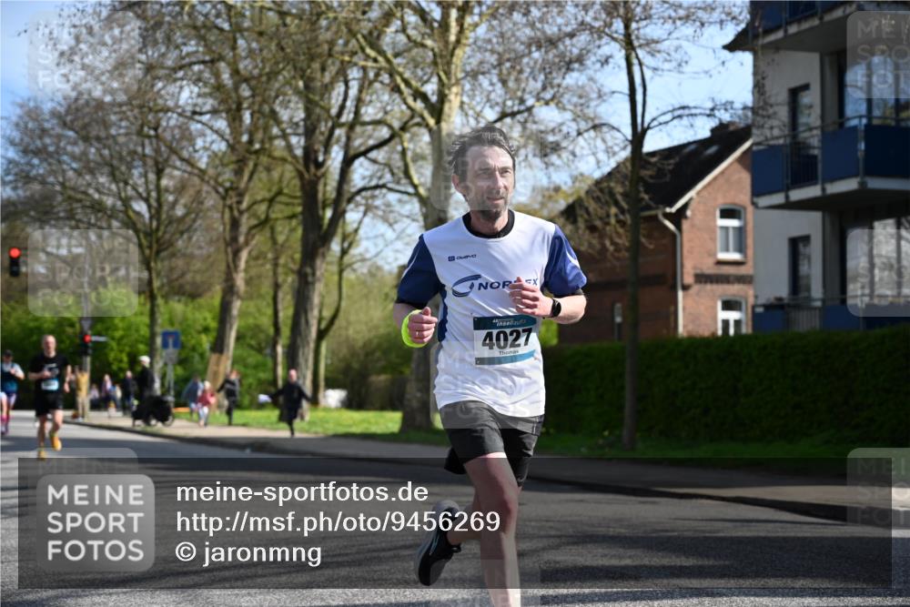 12.04.2026 - 45. Internationalen Wilhelmsburger Insellauf J. Mangold http://msf.ph/oto/9456269 12.04.2026 10:29:27 Ziel 3778, 4975, 4027, 5804, 3355, 4142, 2627, 3542, 4511, 5459, 4670, 4904 meine-sportfotos.de