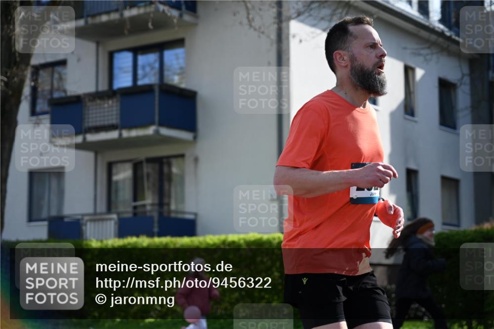 12.04.2026 - 45. Internationalen Wilhelmsburger Insellauf J. Mangold http://msf.ph/oto/9456322 12.04.2026 10:29:38 Ziel 5804, 3355, 4142, 2627, 3542, 4511, 5459, 4670, 4904, 4904, 5534, 3845, 5052, 4275, 4748, 4749 meine-sportfotos.de