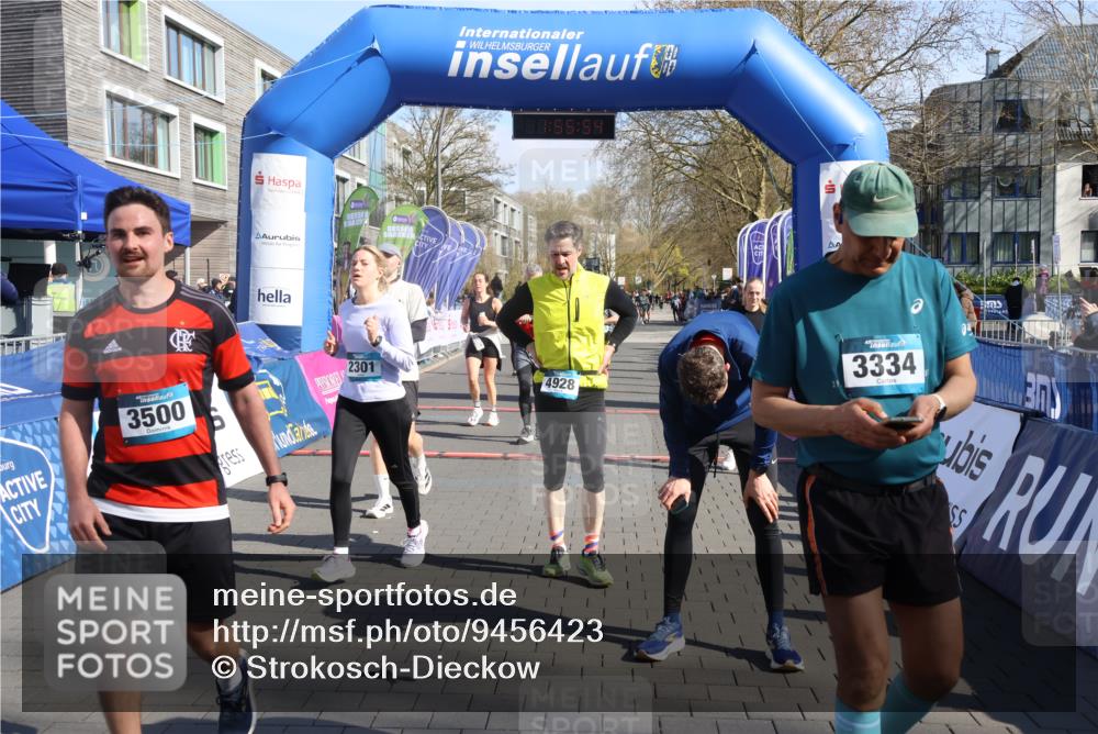 12.04.2026 - 45. Internationalen Wilhelmsburger Insellauf Strokosch-Dieckow http://msf.ph/oto/9456423 12.04.2026 10:45:53 Ziel 4928, 4333, 2301, 2995, 2134, 3369, 4635, 3772 meine-sportfotos.de