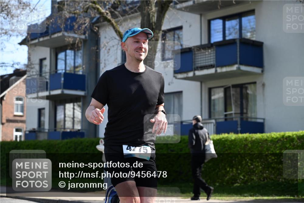 12.04.2026 - 45. Internationalen Wilhelmsburger Insellauf J. Mangold http://msf.ph/oto/9456478 12.04.2026 10:30:16 Ziel 5534, 3845, 5052, 4275, 4748, 4749, 3081, 3958, 4340, 2317, 5841, 5236, 4713, 2323, 4787, 3095, 3016 meine-sportfotos.de