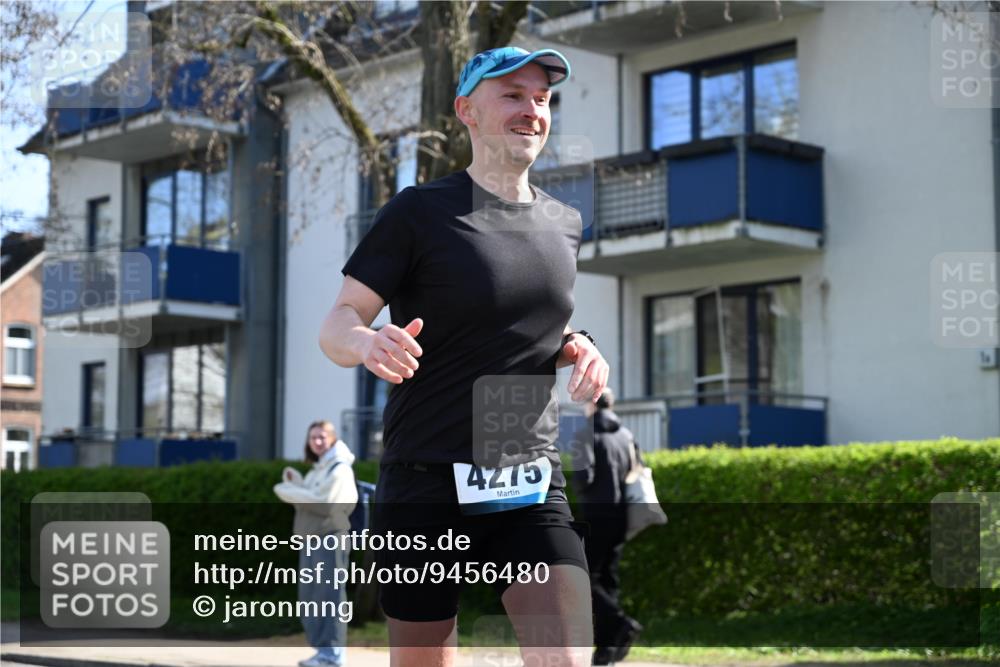 12.04.2026 - 45. Internationalen Wilhelmsburger Insellauf J. Mangold http://msf.ph/oto/9456480 12.04.2026 10:30:16 Ziel 5534, 3845, 5052, 4275, 4748, 4749, 3081, 3958, 4340, 2317, 5841, 5236, 4713, 2323, 4787, 3095, 3016 meine-sportfotos.de