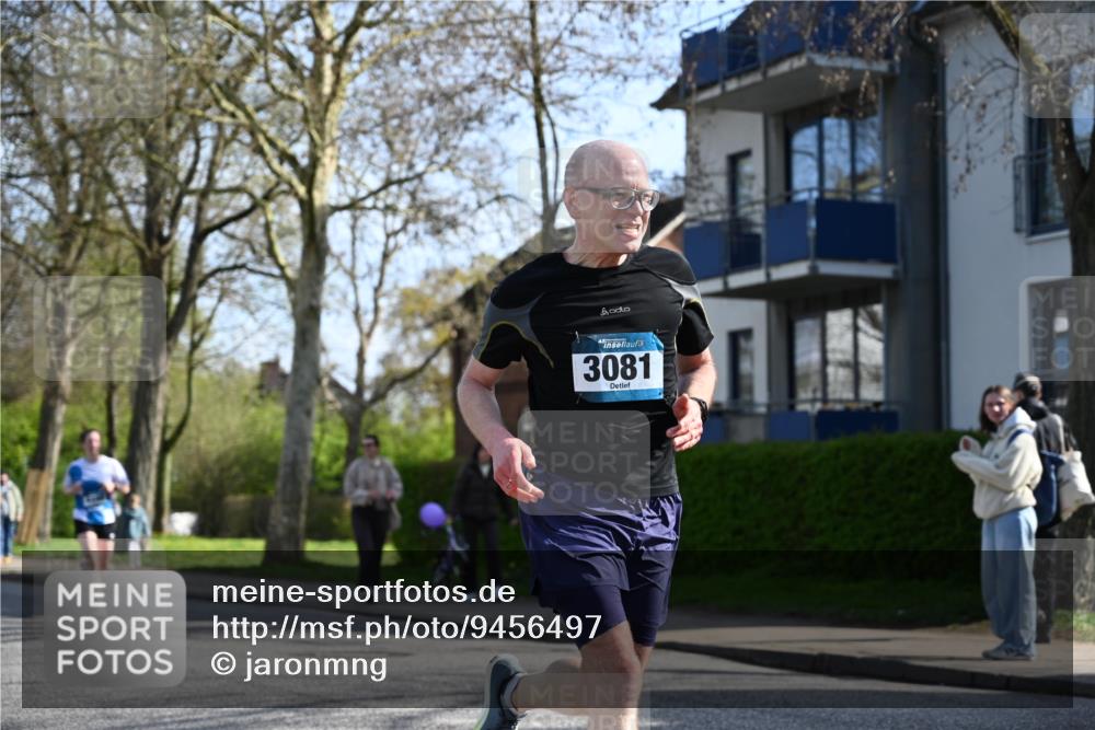 12.04.2026 - 45. Internationalen Wilhelmsburger Insellauf J. Mangold http://msf.ph/oto/9456497 12.04.2026 10:30:19 Ziel 3845, 5052, 4275, 4748, 4749, 3081, 3958, 4340, 2317, 5841, 5236, 4713, 4713, 2323, 4787, 4787, 3095, 3016, 2831, 5811 meine-sportfotos.de