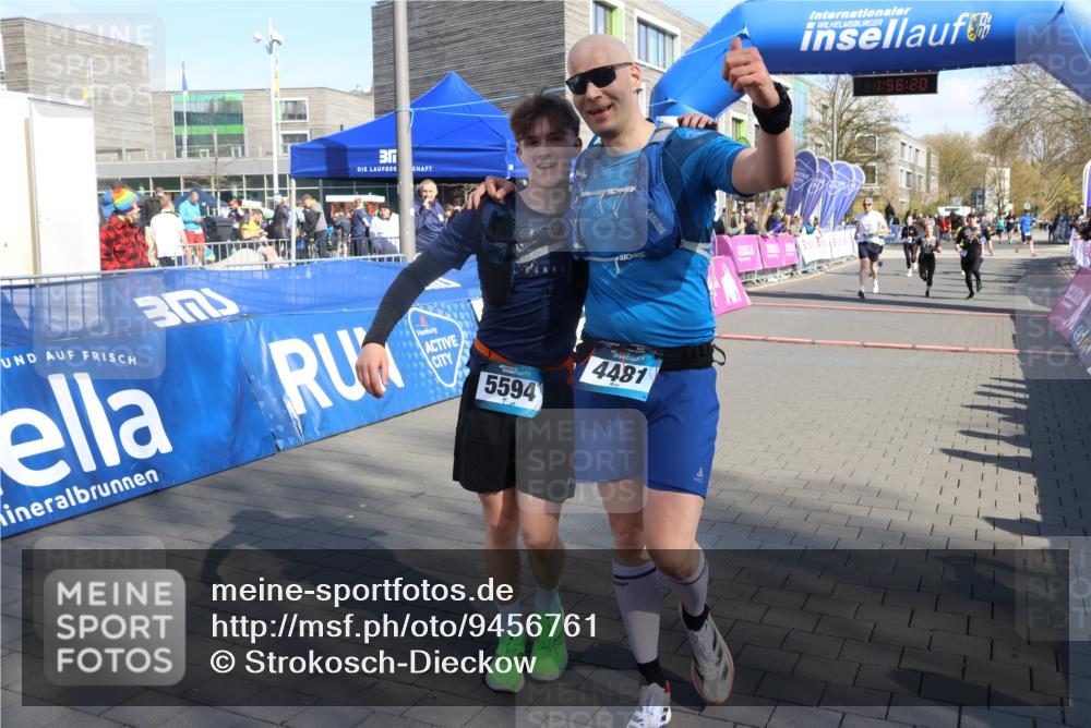 12.04.2026 - 45. Internationalen Wilhelmsburger Insellauf Strokosch-Dieckow http://msf.ph/oto/9456761 12.04.2026 10:46:19 Ziel 5664, 3172, 2691, 3256 meine-sportfotos.de