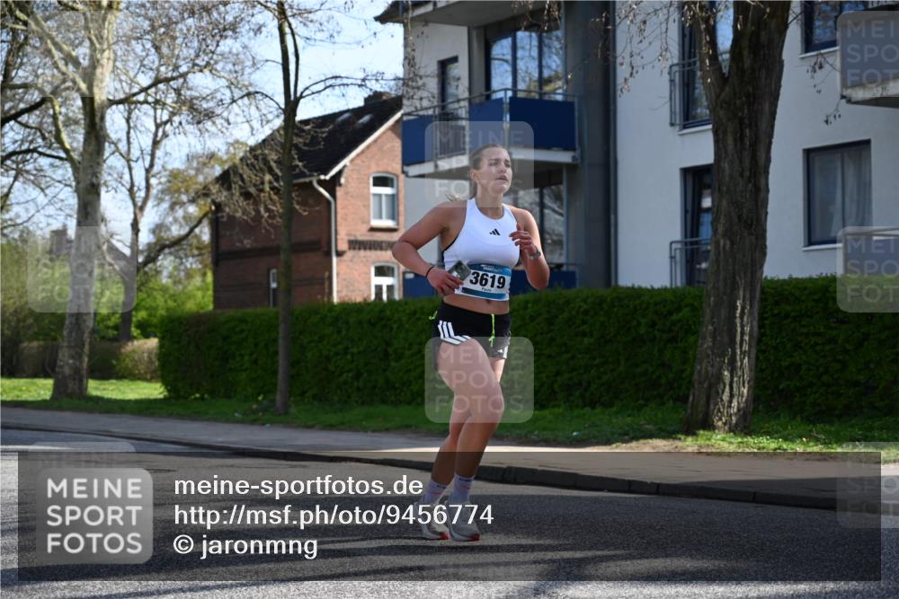 12.04.2026 - 45. Internationalen Wilhelmsburger Insellauf J. Mangold http://msf.ph/oto/9456774 12.04.2026 10:31:27 Ziel 2284, 3584, 3619, 3634, 2780, 5653, 3706, 2377, 4791, 5522, 4844, 3666 meine-sportfotos.de