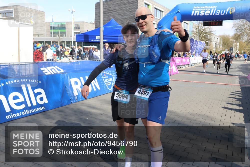 12.04.2026 - 45. Internationalen Wilhelmsburger Insellauf Strokosch-Dieckow http://msf.ph/oto/9456790 12.04.2026 10:46:19 Ziel 5664, 3172, 2691, 3256 meine-sportfotos.de