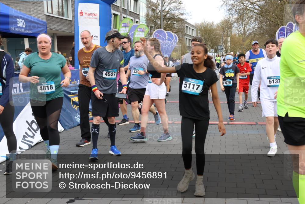 12.04.2026 - 45. Internationalen Wilhelmsburger Insellauf Strokosch-Dieckow http://msf.ph/oto/9456891 12.04.2026 13:02:50 Laufen  meine-sportfotos.de